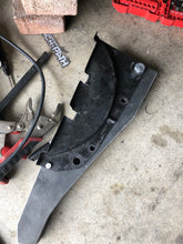 Load image into Gallery viewer, B series awd/fwd midplate